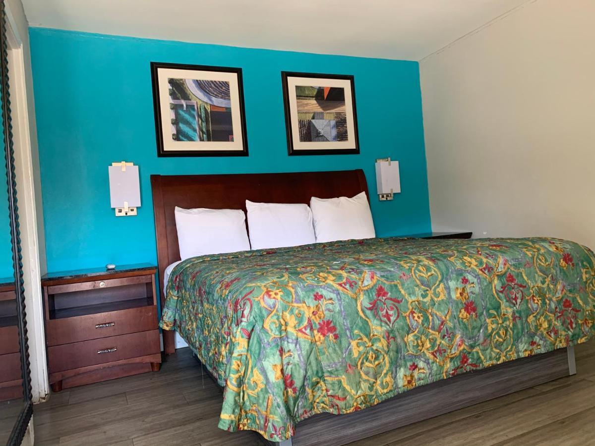 El Tejas Motel Сан Антонио Екстериор снимка